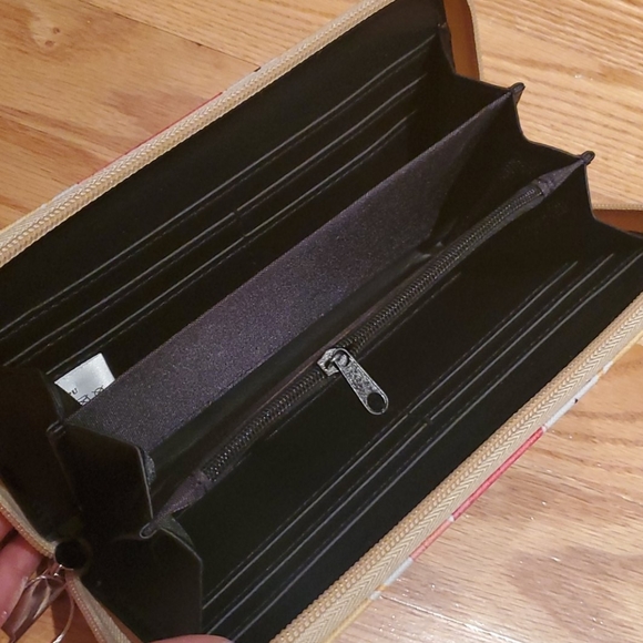 Fruity Wallet - Picture 2 of 2